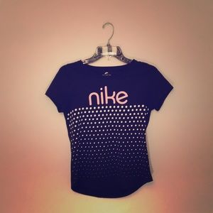 Nike black tee size 2P